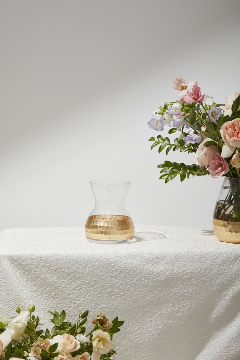 ELSA HOURGLASS VASE